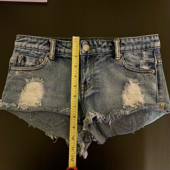 Low Waist Shortie Shorts Size 24 - Picture 6 of 6